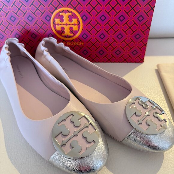 NIB TORY BURCH CLAIRE CAP TOE BALLET FLATS LEATHER LIGHT LAVENDER SILVER 9.5 BAG - Picture 1 of 10